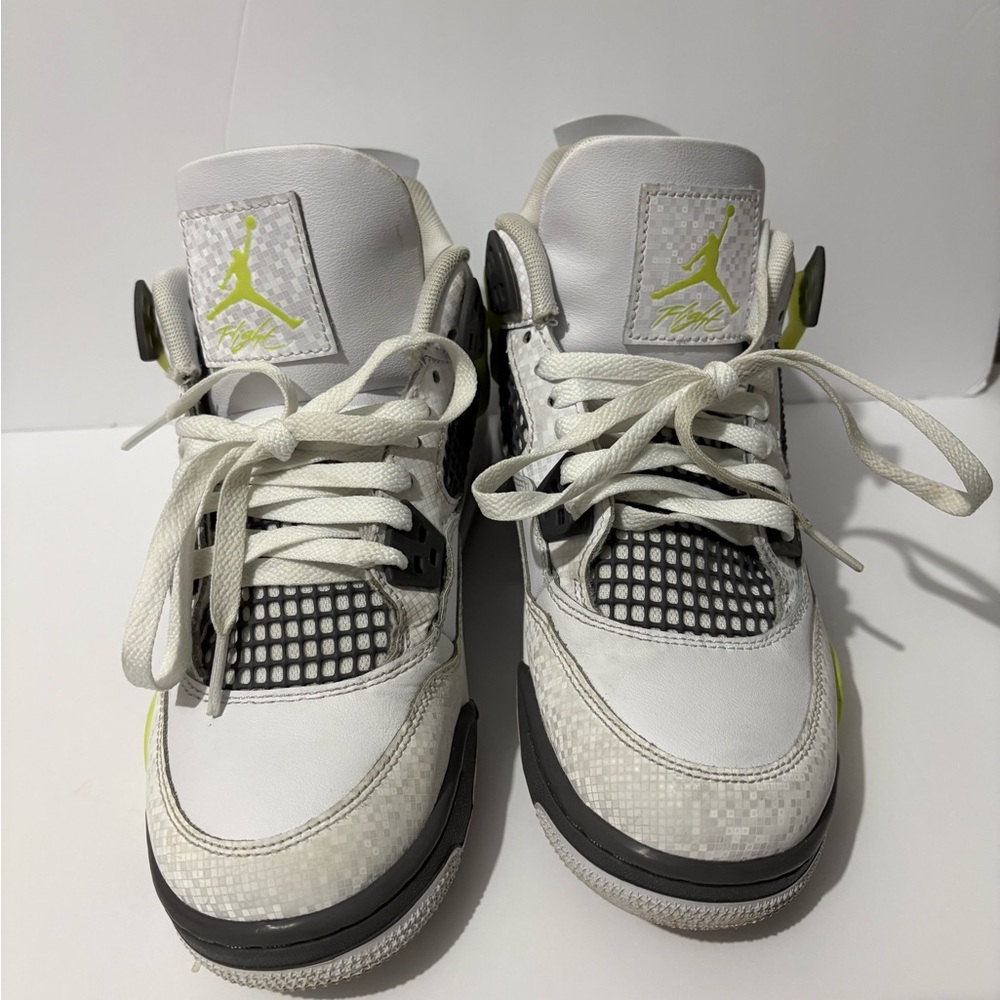 Jordan 4 retros